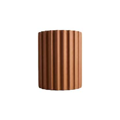 Zeitgenössische Wandleuchte mit Relief – Zeitlose Eleganz – Striée Écla