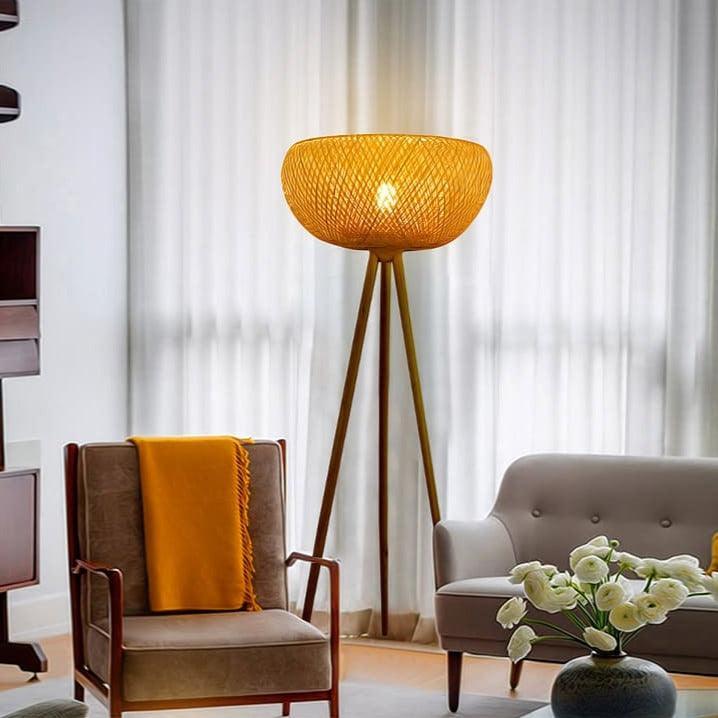 Staande lamp in rotin en zwart metaal voor woonkamer – Rotanique